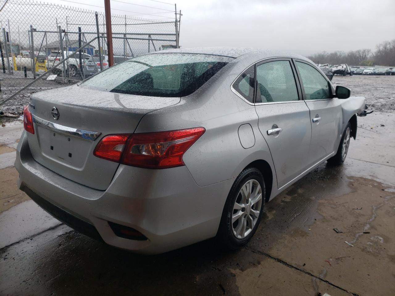 Photo 4 from auction – 2016 NISSAN SENTRA S with VIN 3N1AB7AP3GY245686