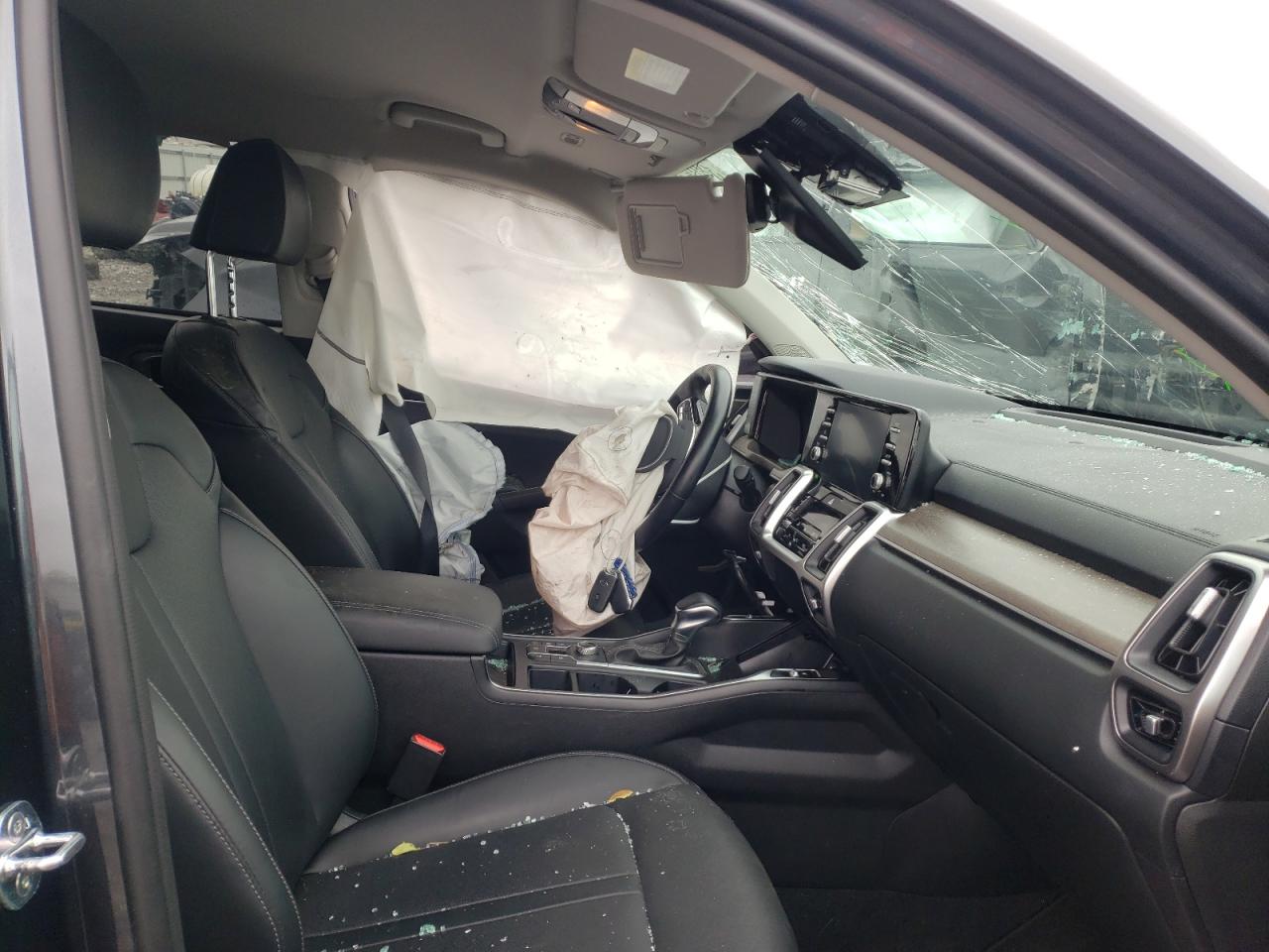 Photo 5 from auction – 2021 KIA SORENTO EX with VIN 5XYRHDLF4MG014894