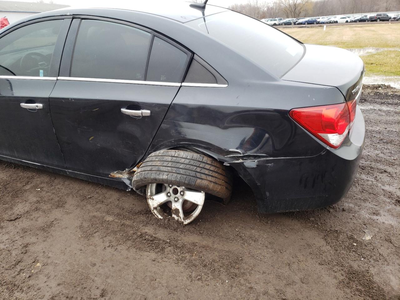 Photo 9 from auction – 2014 CHEVROLET CRUZE LT with VIN 1G1PC5SB5E7185798