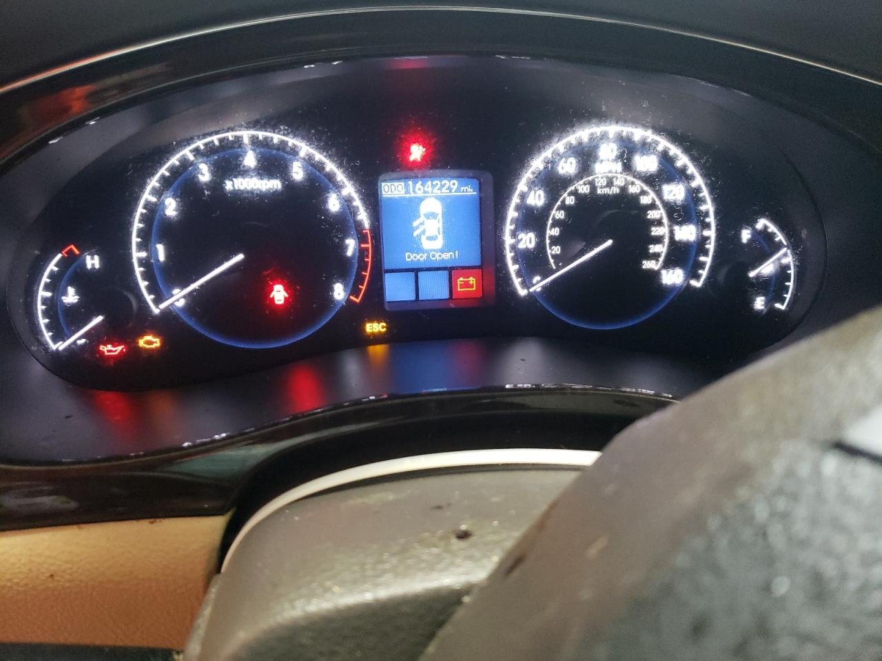 Фото 8 с аукциона – 2011 HYUNDAI GENESIS 3. с VIN KMHGC4DE8BU133003