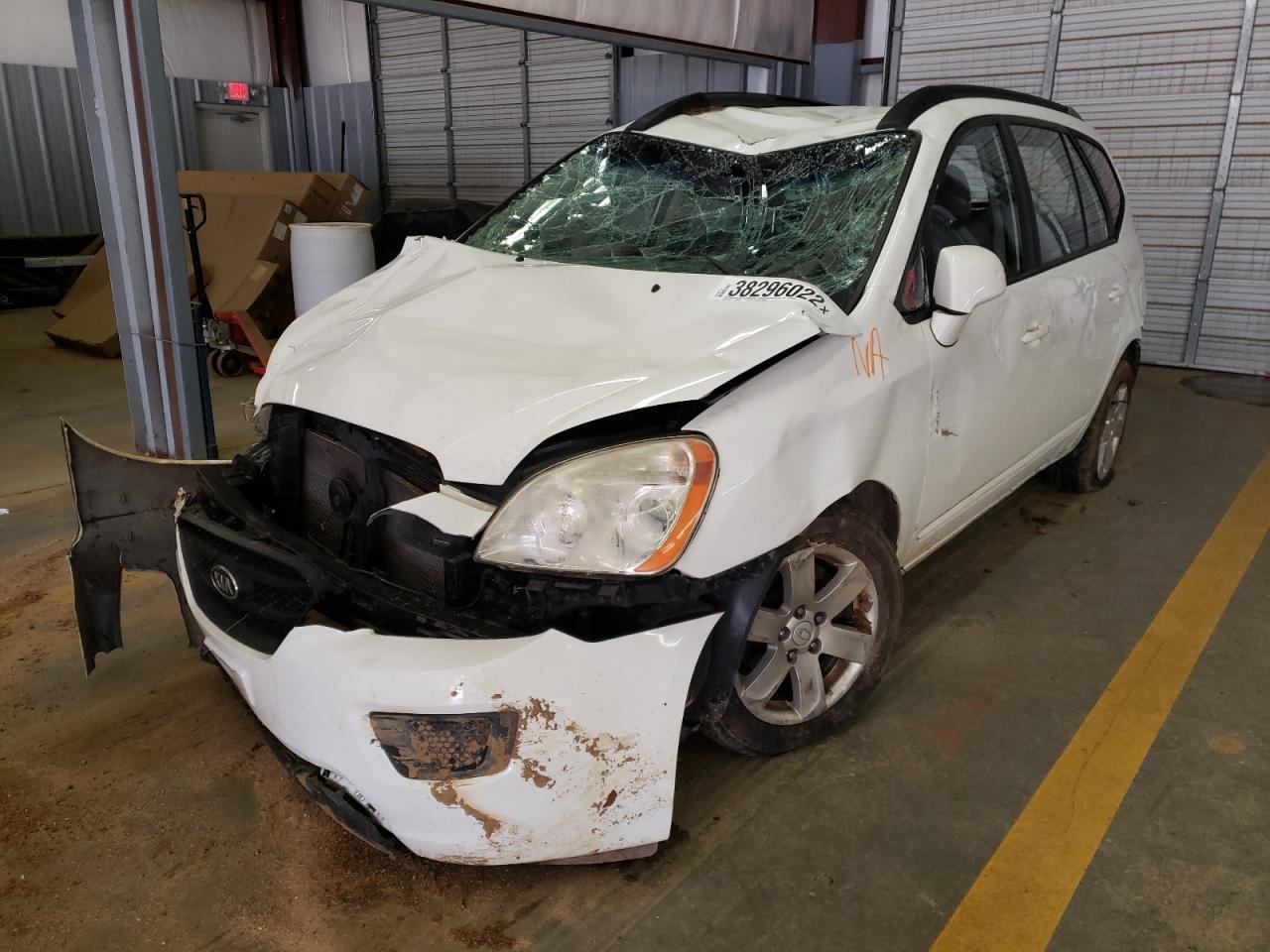 Photo 2 from auction – 2008 KIA RONDO LX with VIN KNAFG526487185741