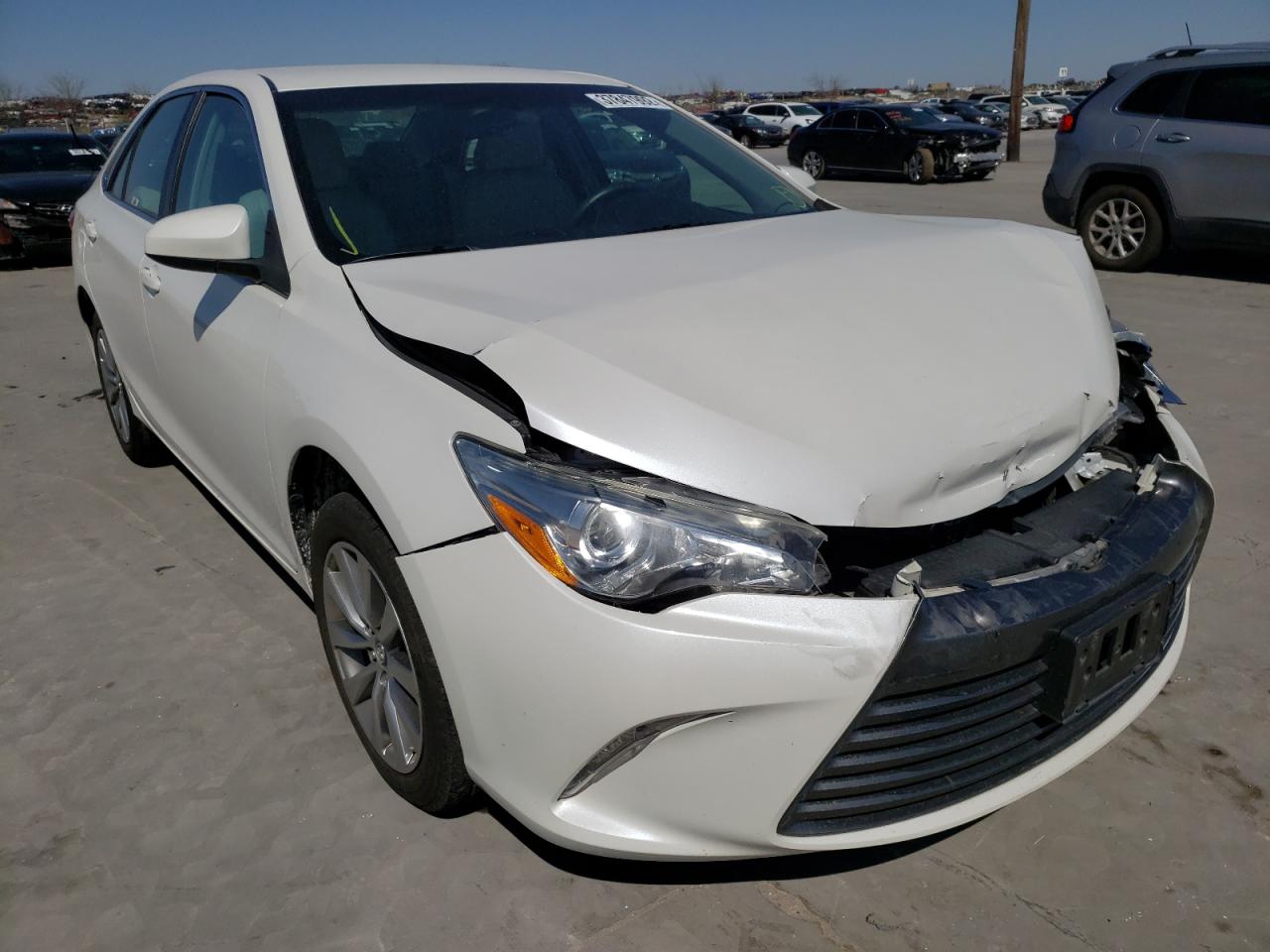 TOYOTA CAMRY LE 2015 with VIN 4T1BF1FK4FU101075 - Photo from auction