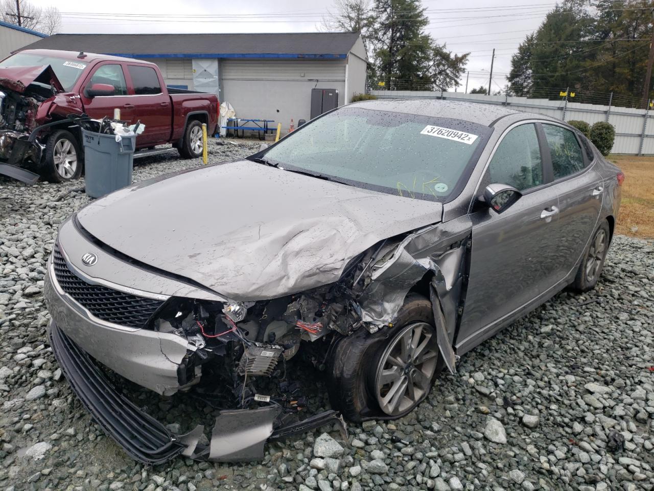 Photo 2 from auction – 2016 KIA OPTIMA LX with VIN 5XXGT4L14GG093342