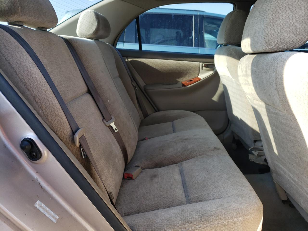 Photo 6 from auction – 2003 TOYOTA COROLLA CE with VIN 1NXBR32E23Z037472