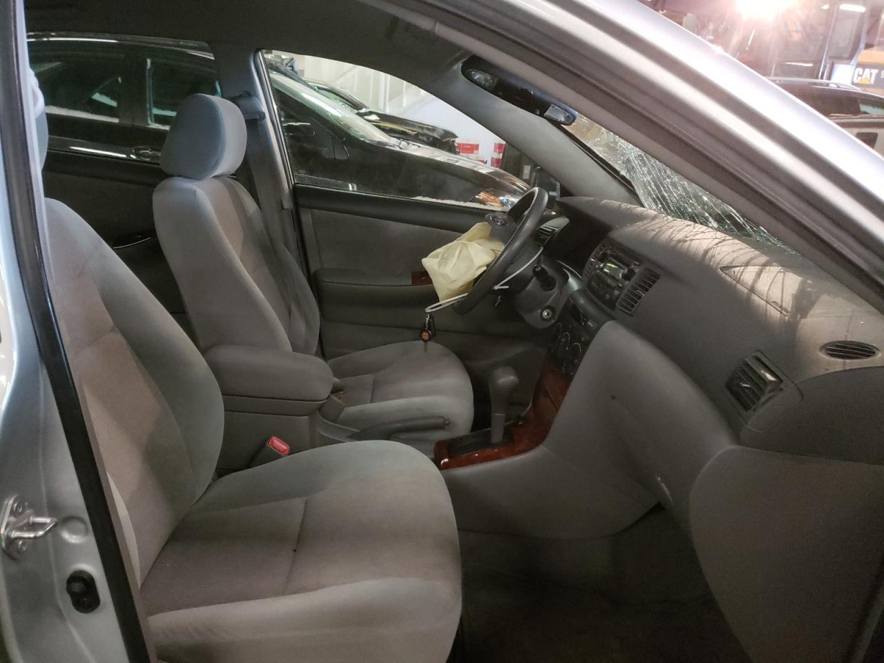 Photo 5 from auction – 2007 TOYOTA COROLLA CE with VIN 1NXBR32E97Z810783