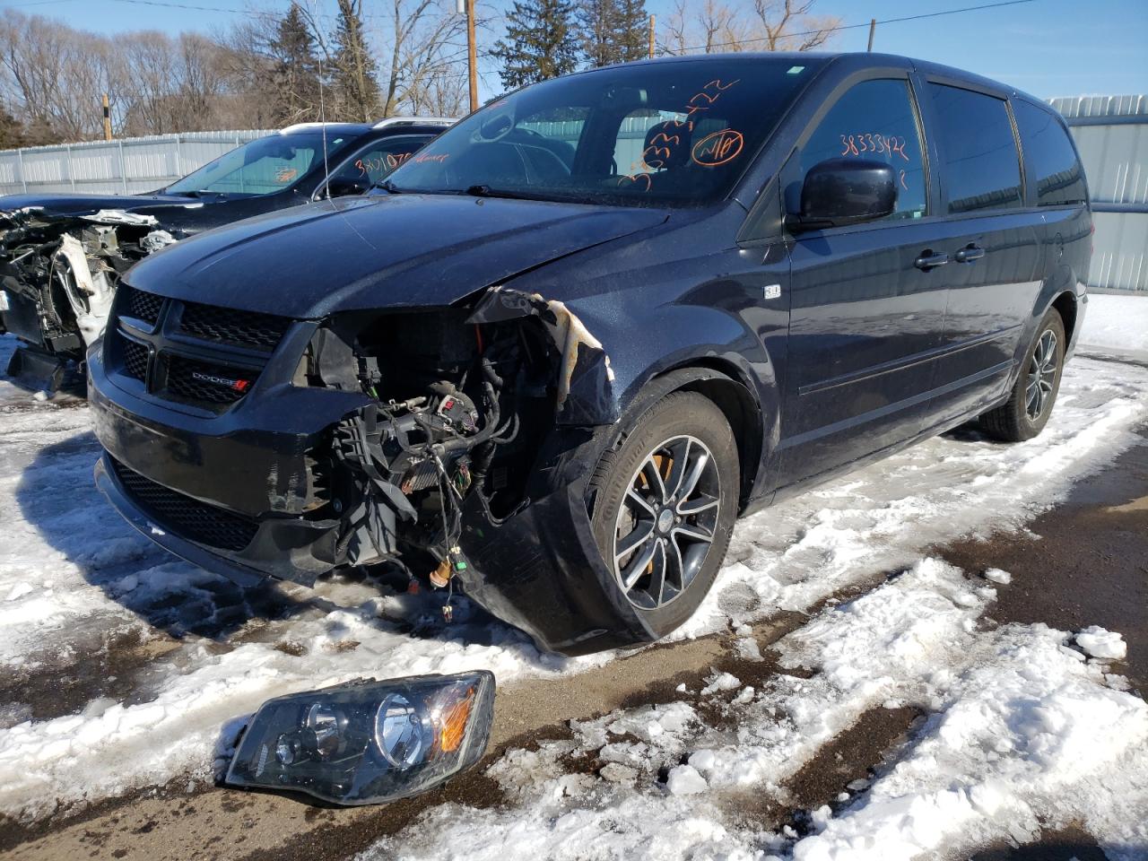 Photo 2 from auction – 2014 DODGE GRAND CARA with VIN 2C4RDGCG9ER371300