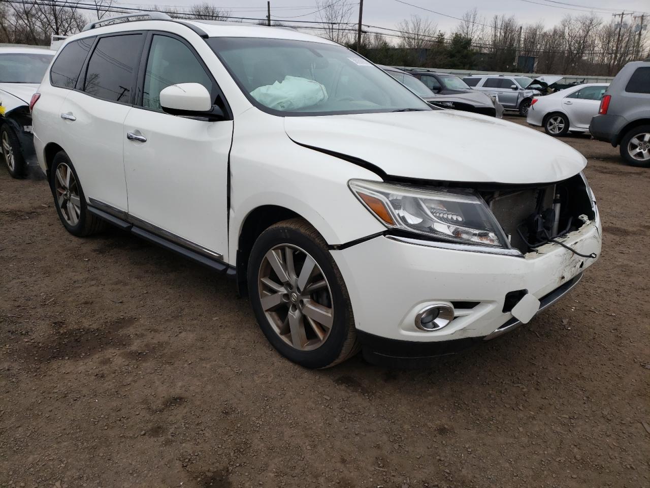 NISSAN PATHFINDER 2014 with VIN 5N1AR2MM8EC711434 - Photo from auction