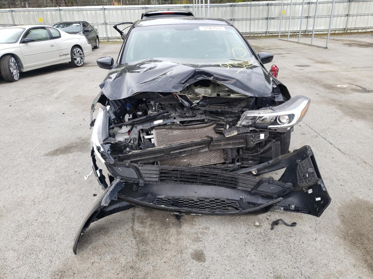 Photo 9 from auction – 2018 KIA FORTE LX with VIN 3KPFK4A7XJE168230
