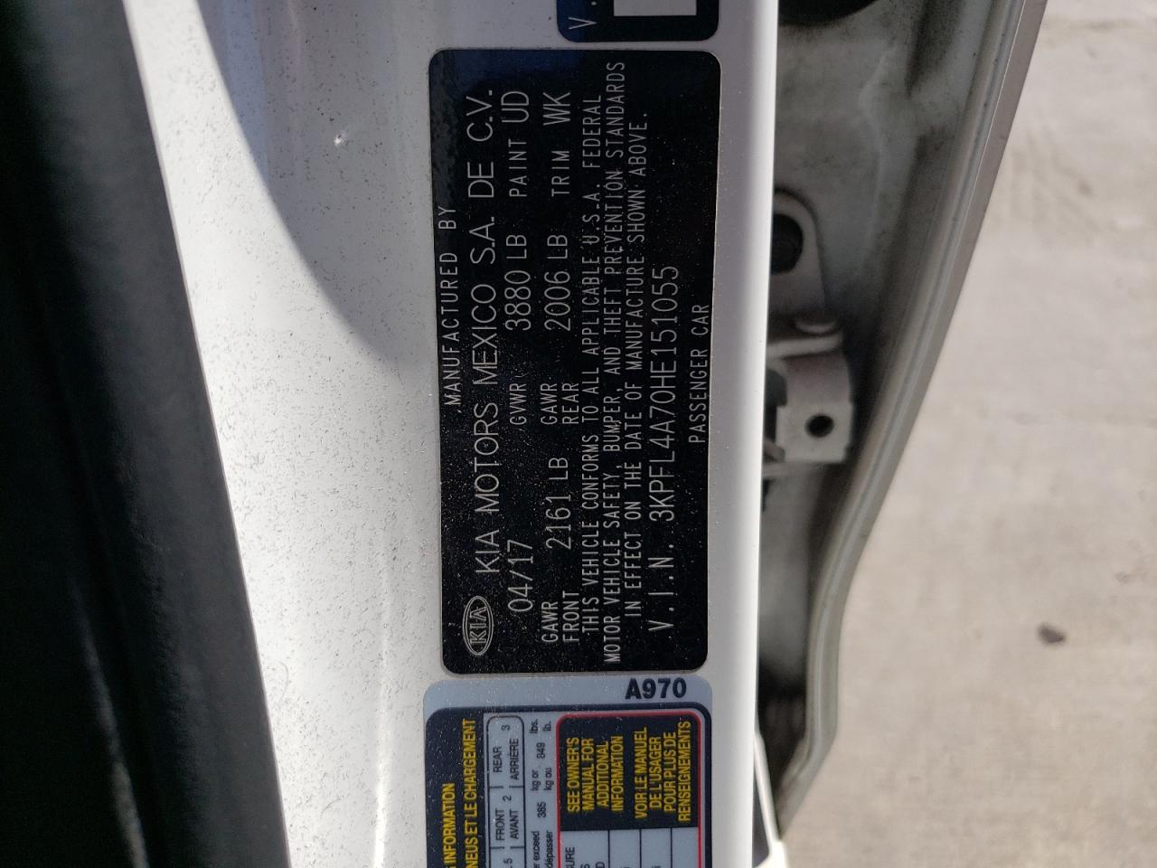 Photo 10 from auction – 2017 KIA FORTE LX with VIN 3KPFL4A70HE151055