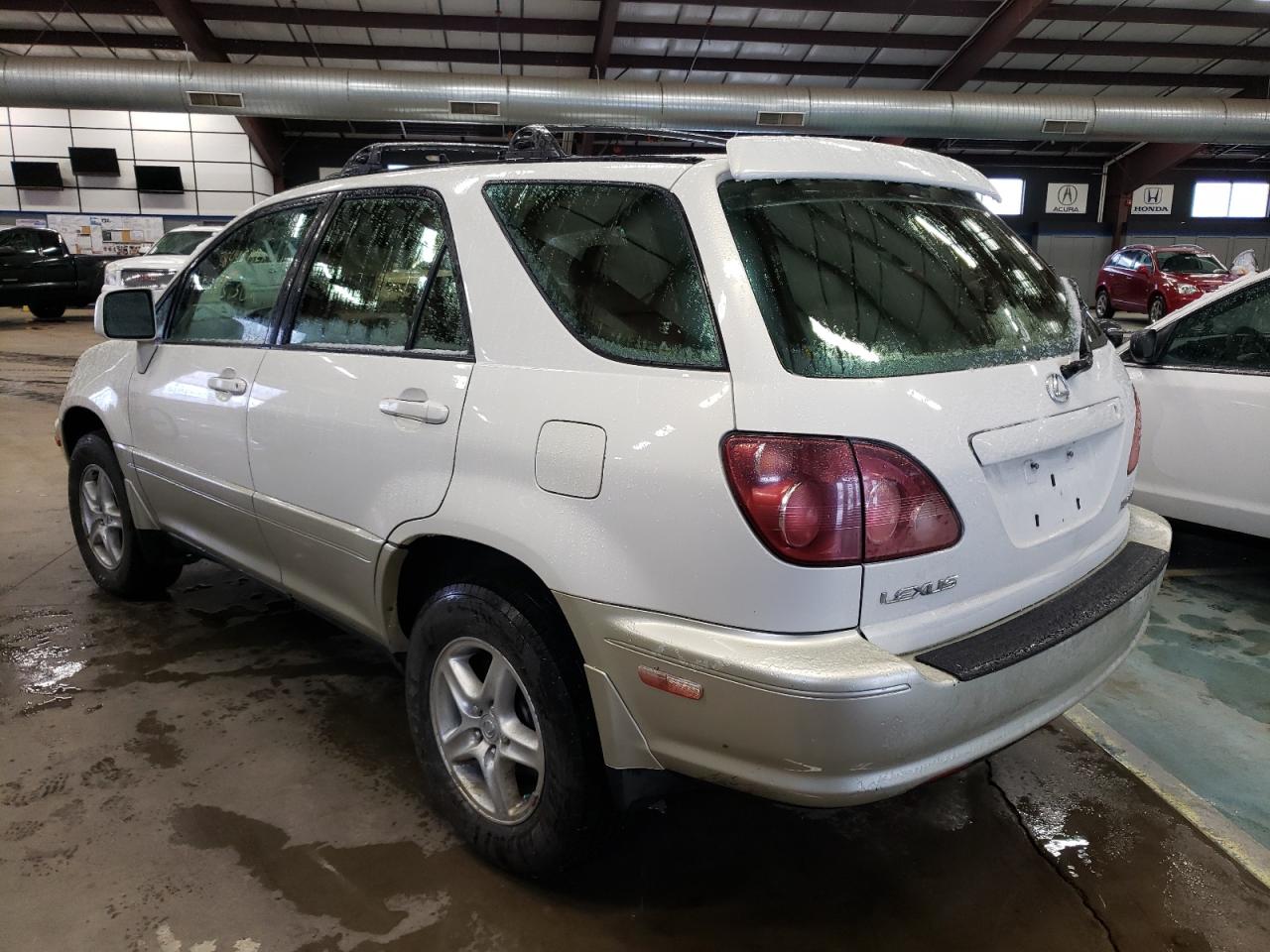 Photo 3 from auction – 1999 LEXUS RX 300 with VIN JT6HF10U1X0082946
