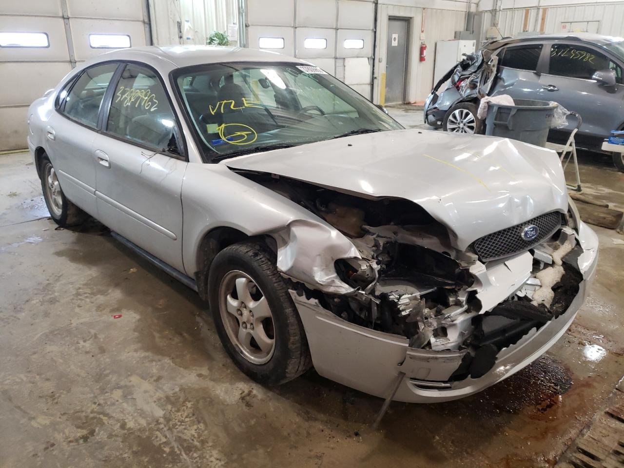 FORD TAURUS SE 2004 with VIN 1FAFP53284G175910 - Photo from auction