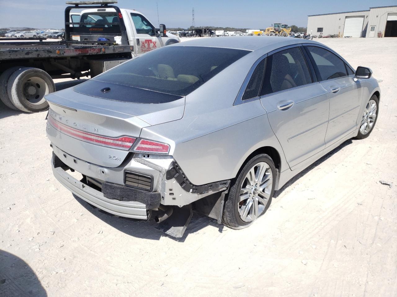 Photo 4 from auction – 2016 LINCOLN MKZ HYBRID with VIN 3LN6L2LU0GR634507