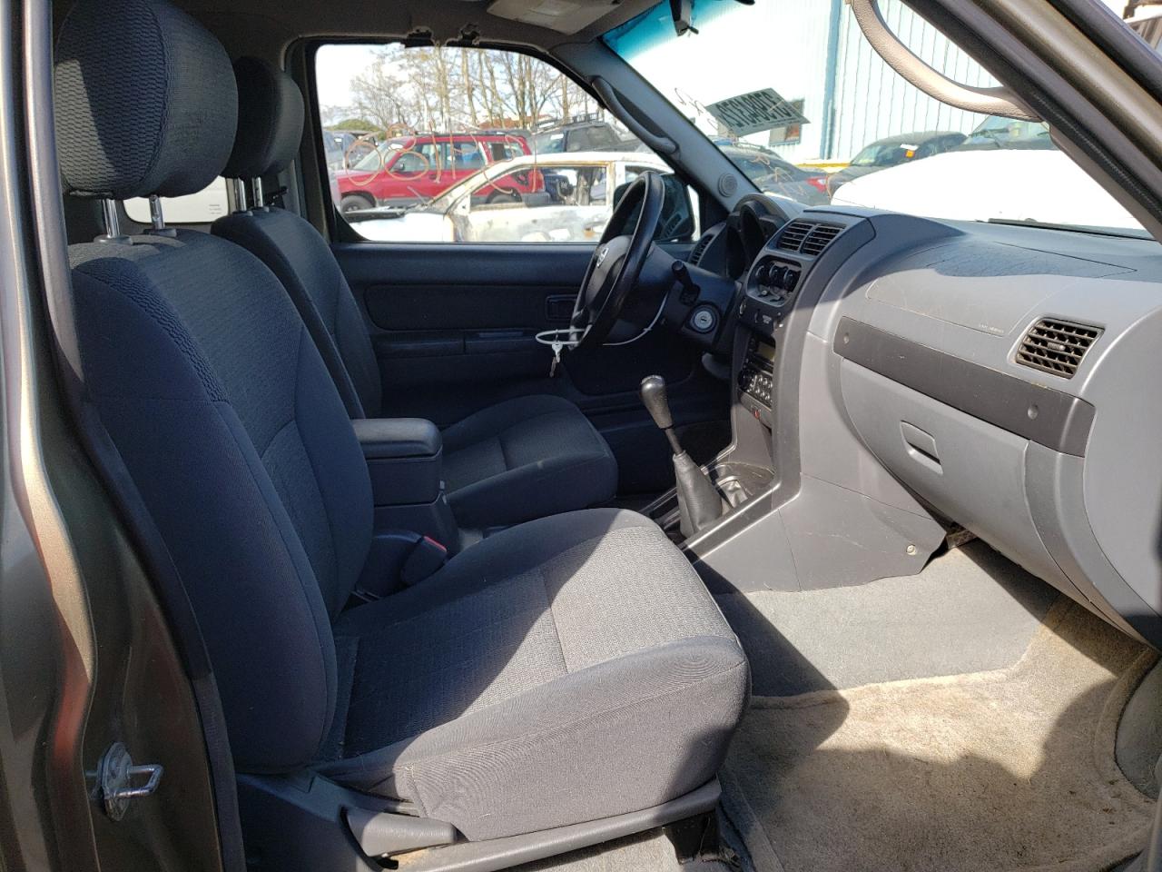 Photo 5 from auction – 2002 NISSAN FRONTIER with VIN 1N6DD26S82C360481