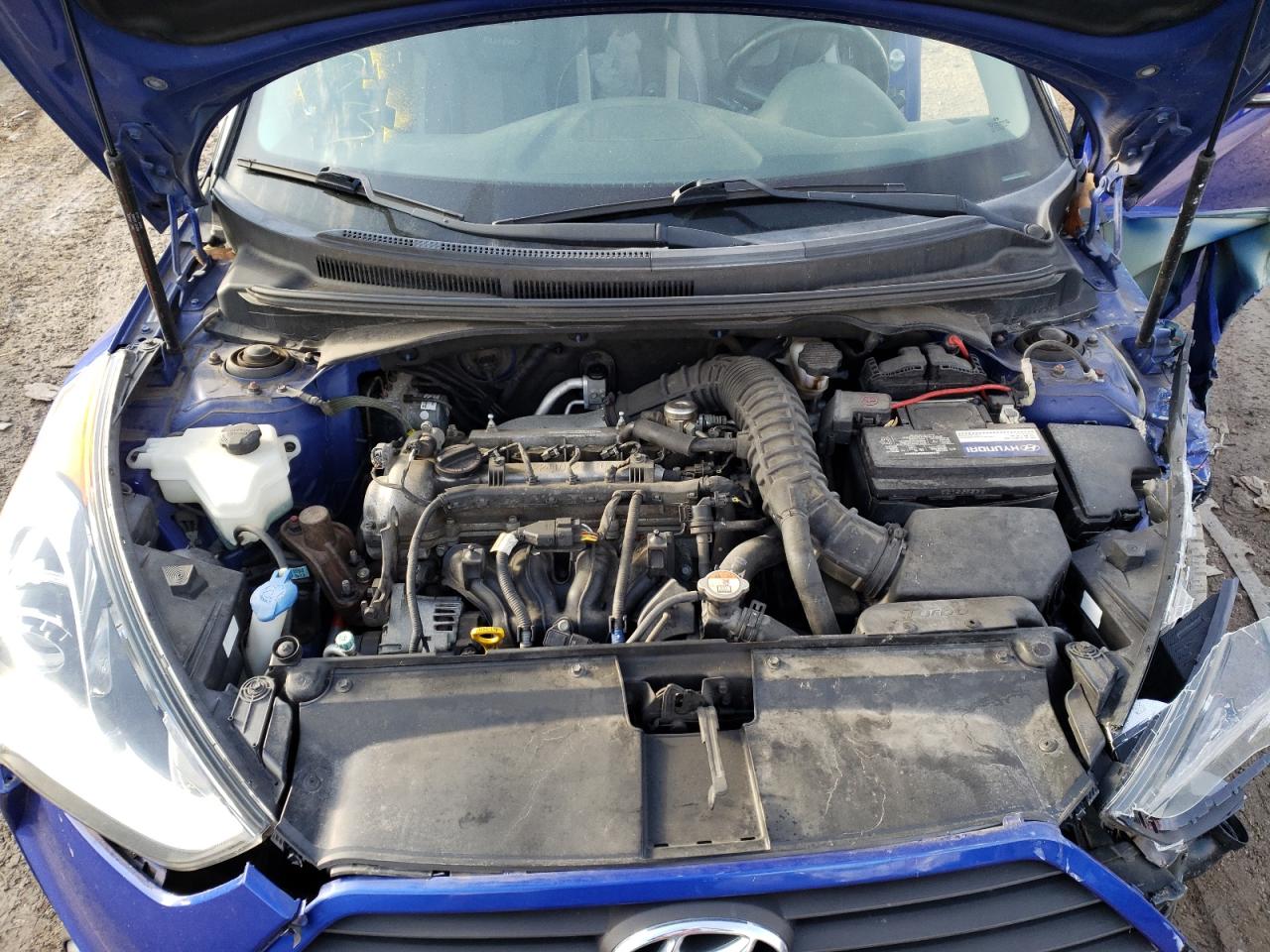 Photo 7 from auction – 2015 HYUNDAI VELOSTER T with VIN KMHTC6AE5FU216280
