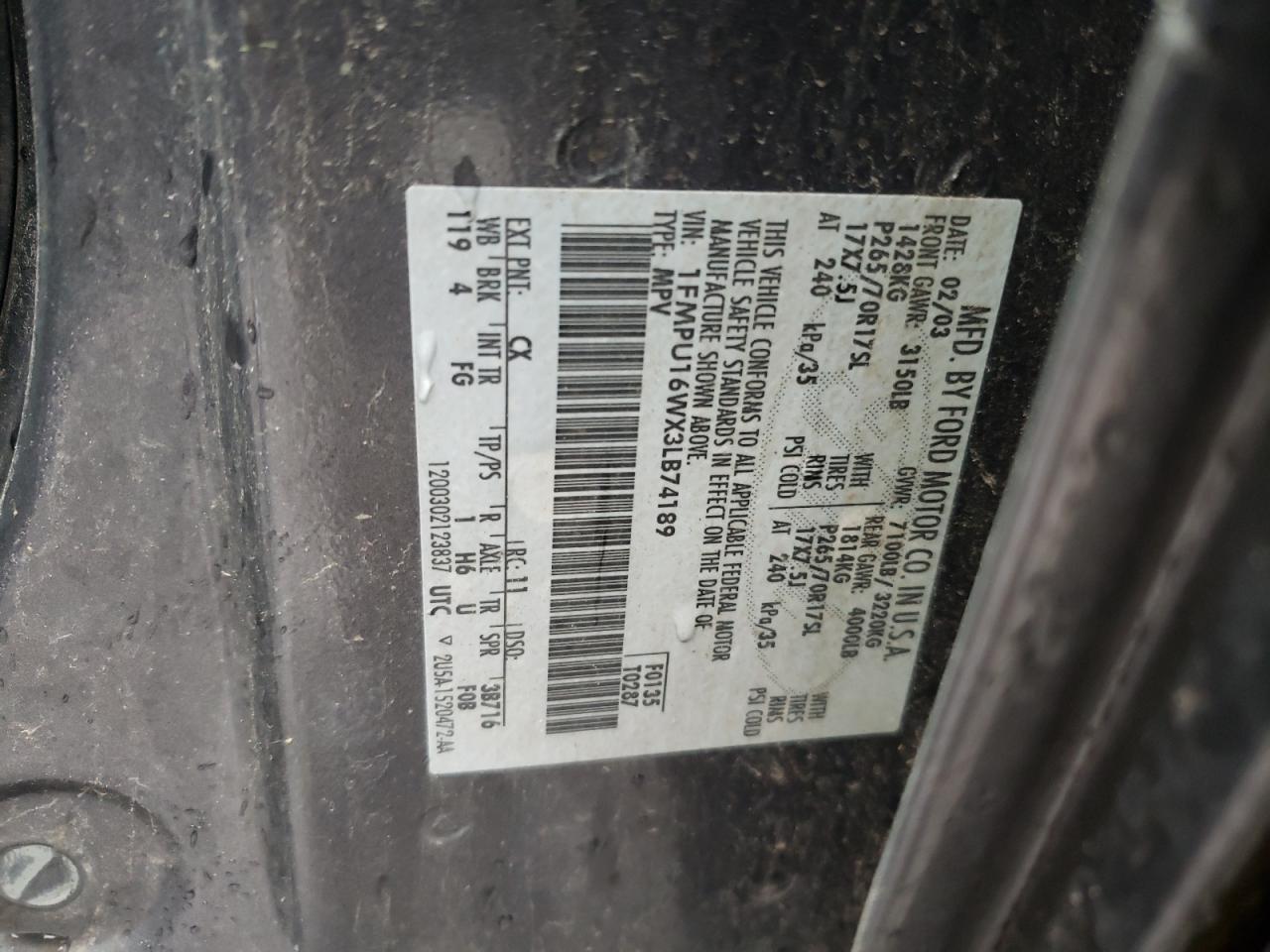 Photo 10 from auction – 2003 FORD EXPEDITION with VIN 1FMPU16WX3LB74189