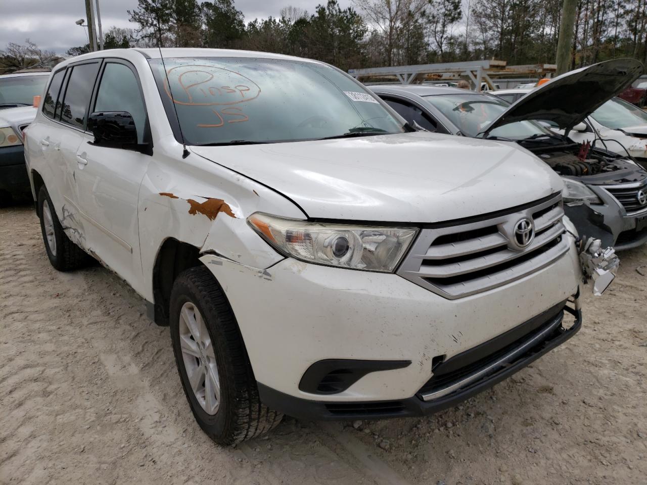 TOYOTA HIGHLANDER 2011 with VIN 5TDZK3EH0BS040922 - Photo from auction