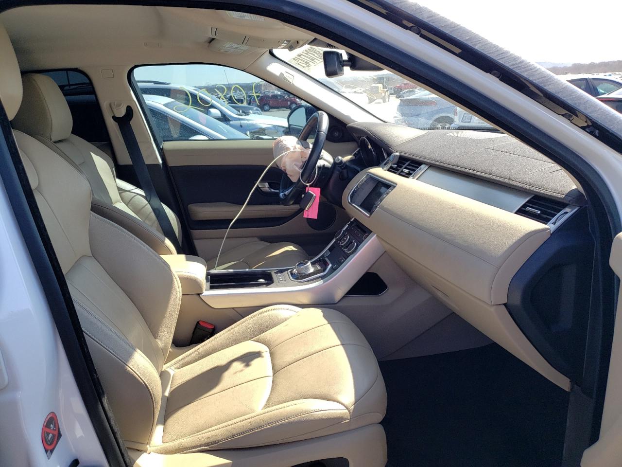 Photo 5 from auction – 2016 LAND ROVER RANGE ROVE with VIN SALVP2BG4GH081421
