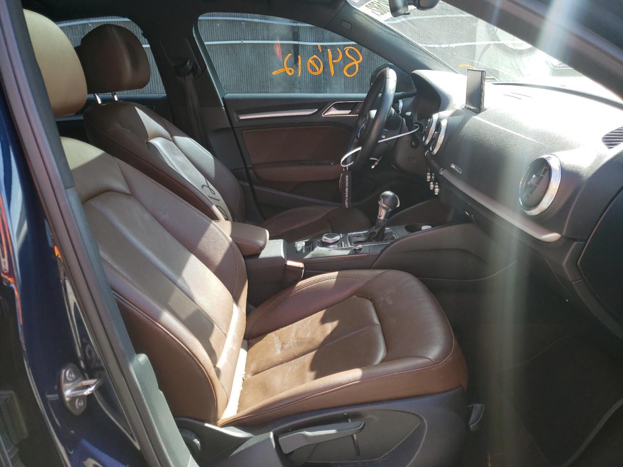 Photo 5 from auction – 2018 AUDI A3 PREMIUM with VIN WAUAUGFF2J1090368