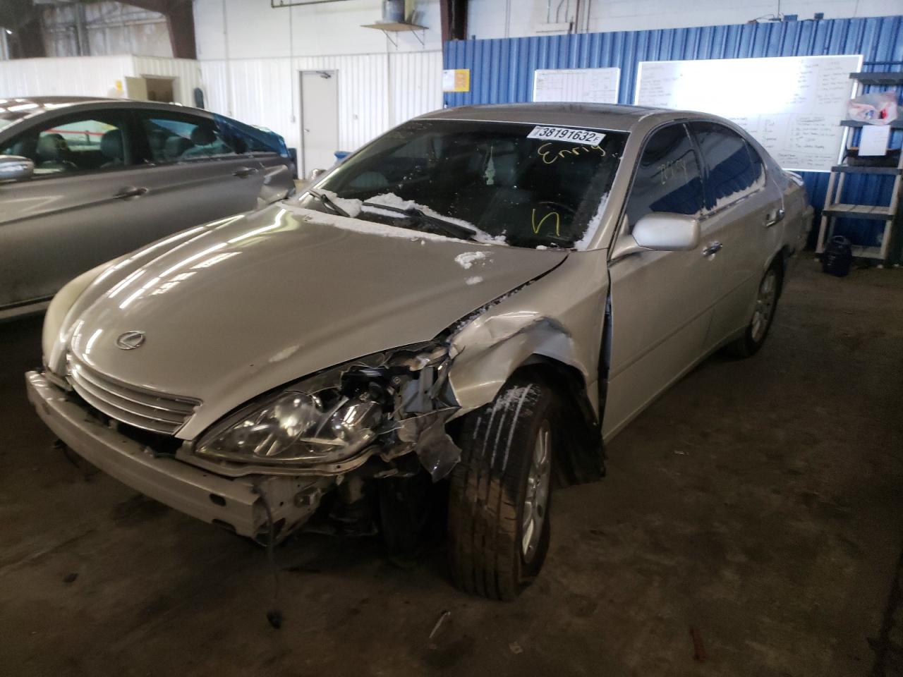 Photo 2 from auction – 2003 LEXUS ES 300 with VIN JTHBF30G036004376
