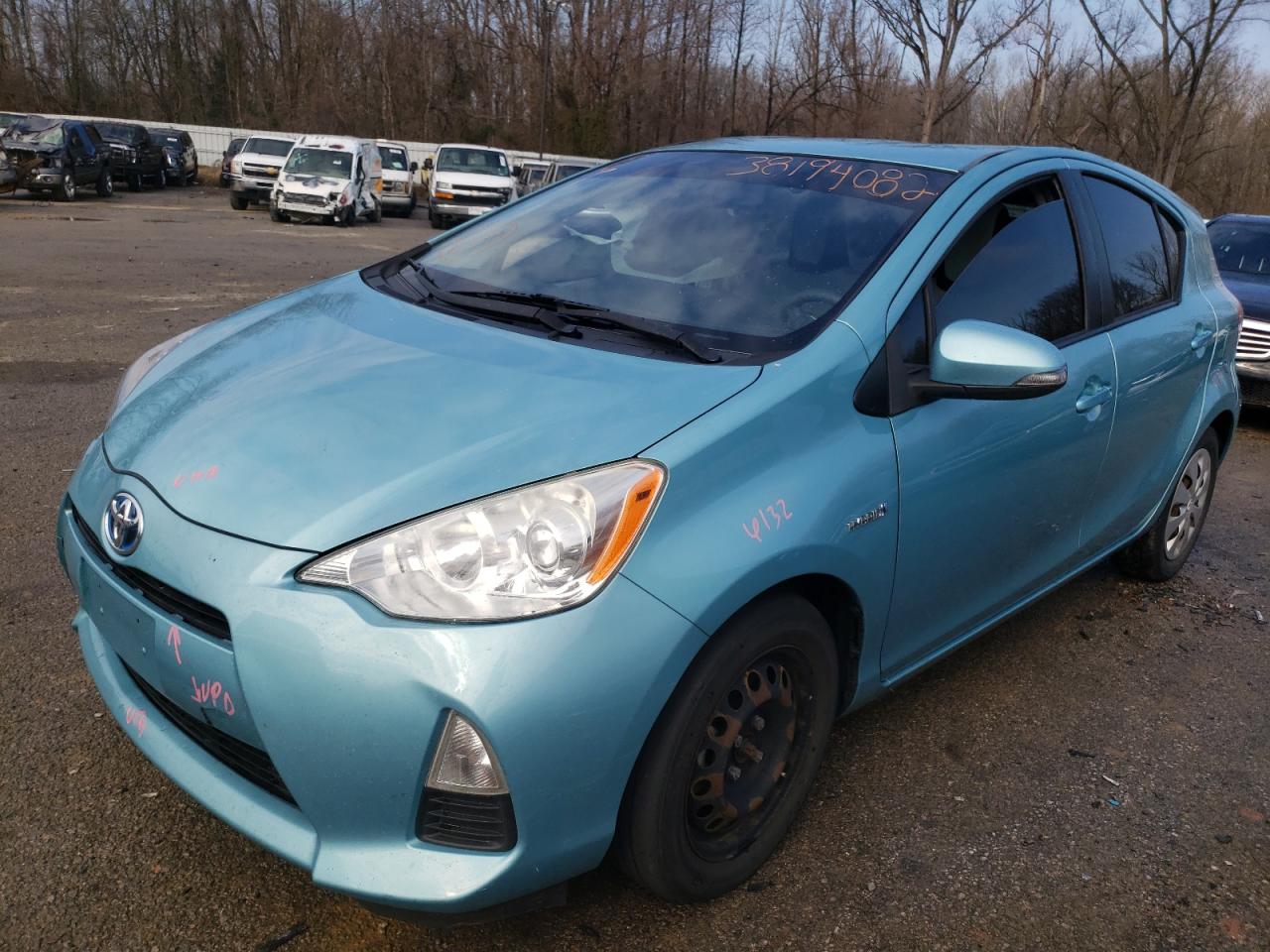 Photo 2 from auction – 2012 TOYOTA PRIUS C with VIN JTDKDTB36C1010620
