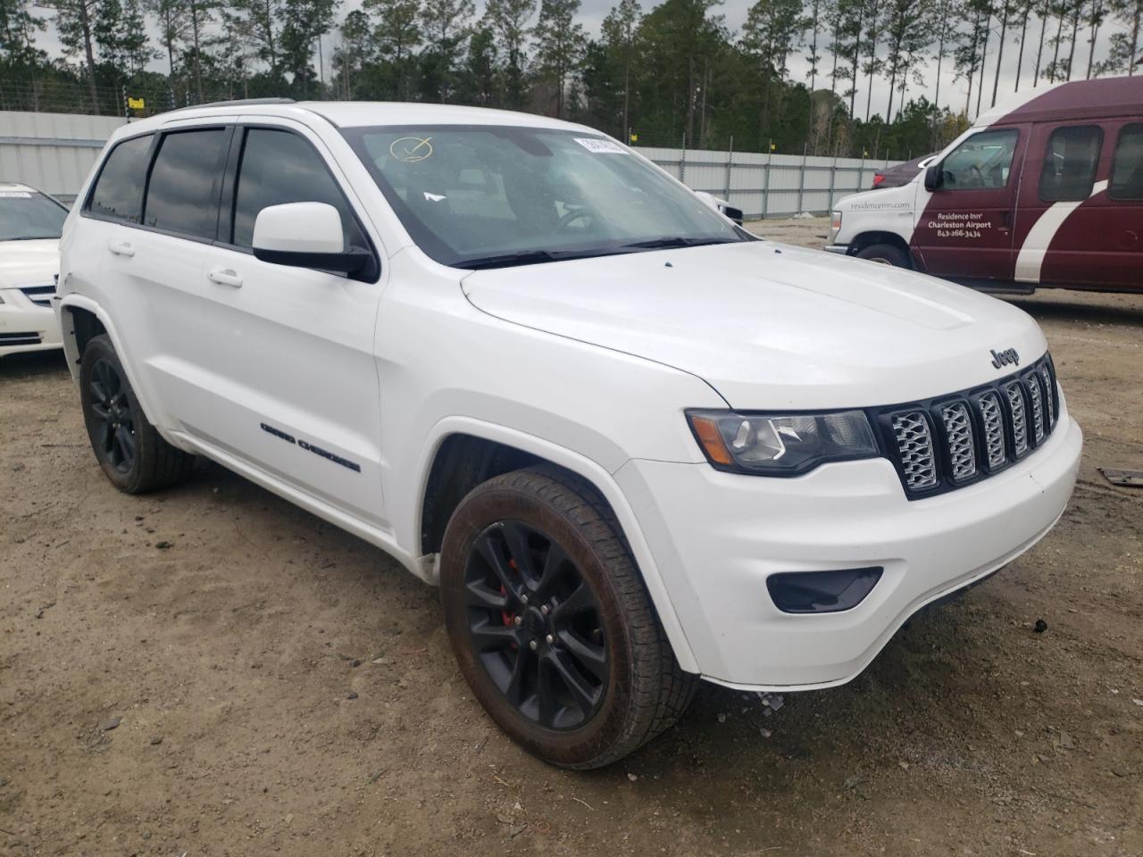 Photo 1 from auction – 2018 JEEP GRAND CHER with VIN 1C4RJFAG2JC140277