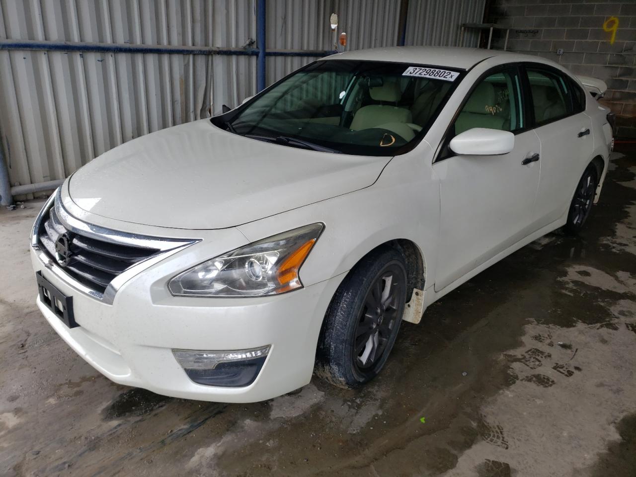 Foto 2 de la subasta – 2015 NISSAN ALTIMA 2.5 con VIN 1N4AL3AP1FC499669
