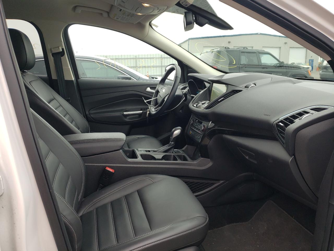 Photo 5 from auction – 2019 FORD ESCAPE TIT with VIN 1FMCU9J97KUA48606
