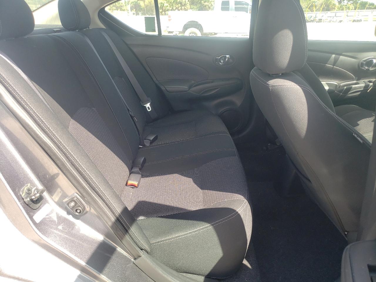 Photo 6 from auction – 2018 NISSAN VERSA S with VIN 3N1CN7AP9JL841728
