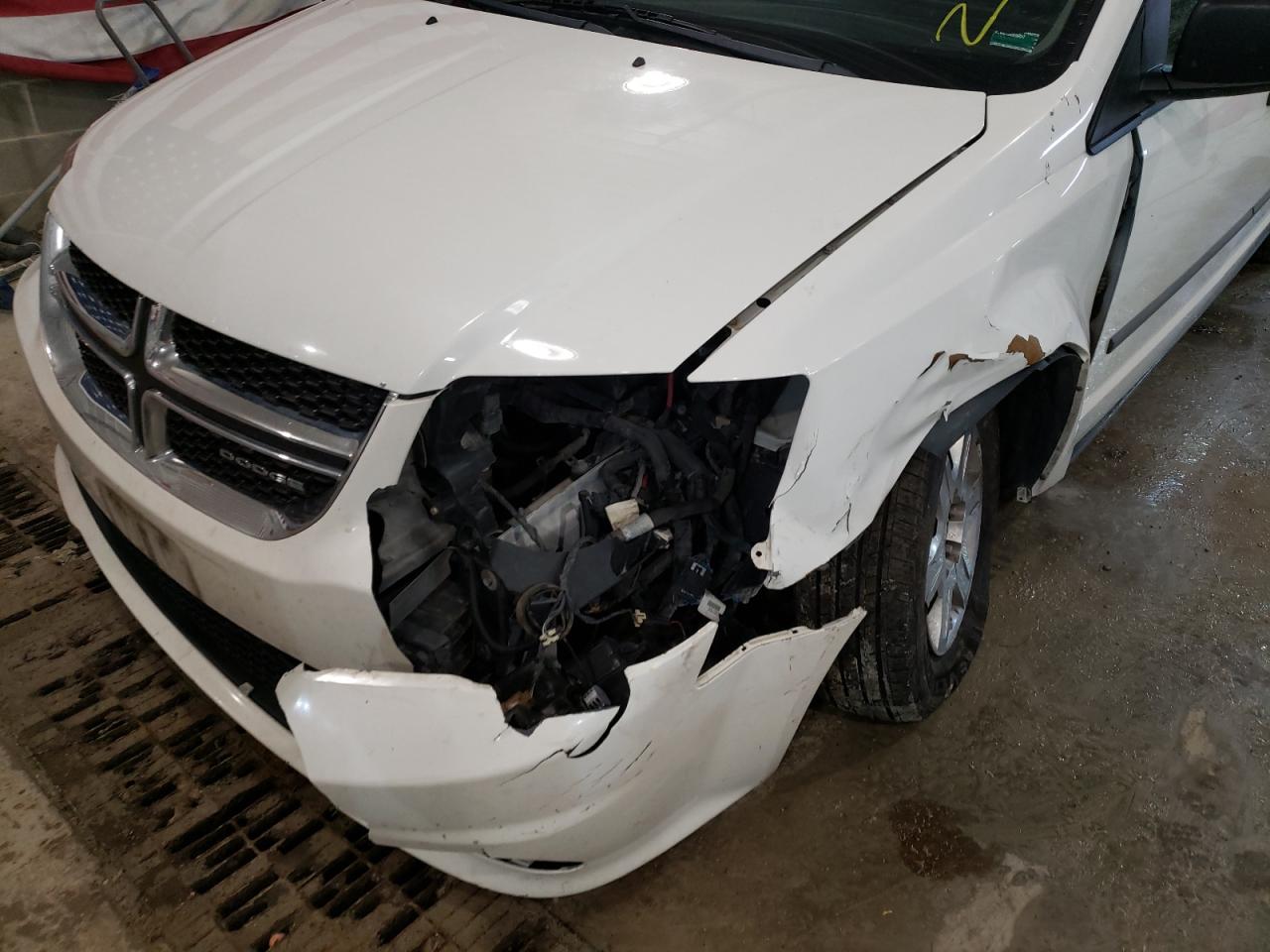 Photo 9 from auction – 2011 DODGE GRAND CARA with VIN 2D4RN1AG1BR683333