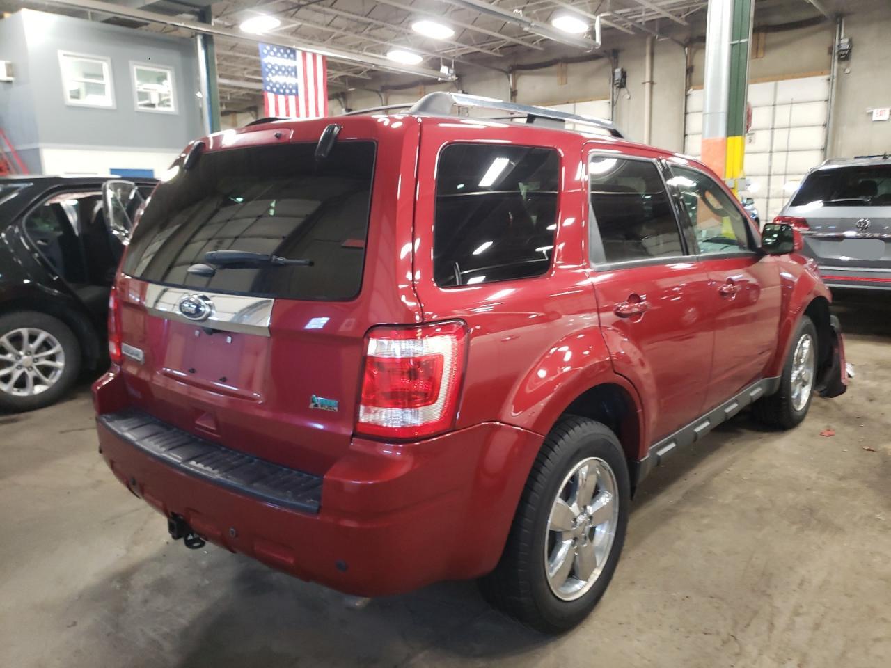 Photo 4 from auction – 2012 FORD ESCAPE LIM with VIN 1FMCU9EG7CKA43914