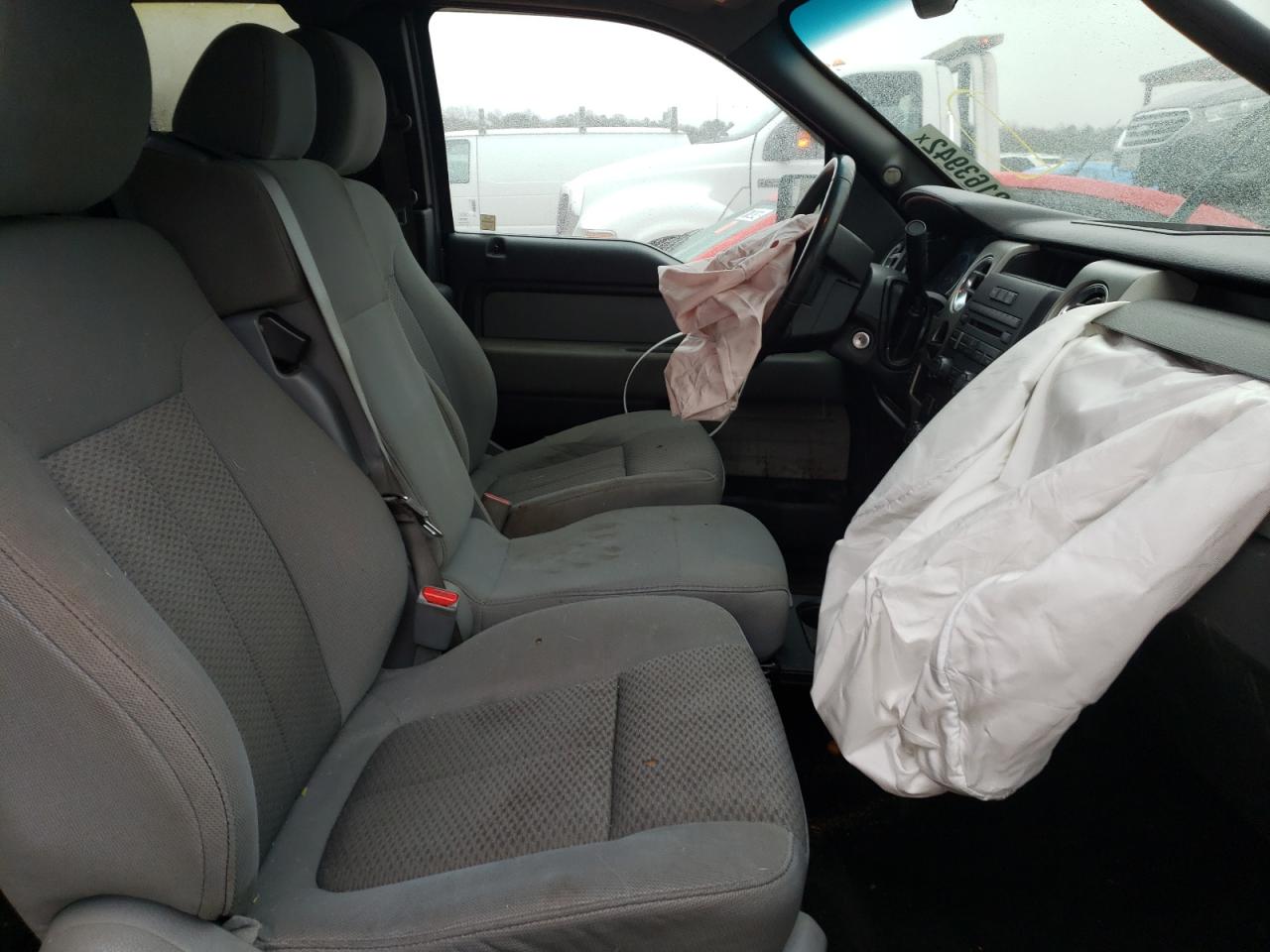 Photo 5 from auction – 2012 FORD F150 SUPER with VIN 1FTFX1CF2CFC90710