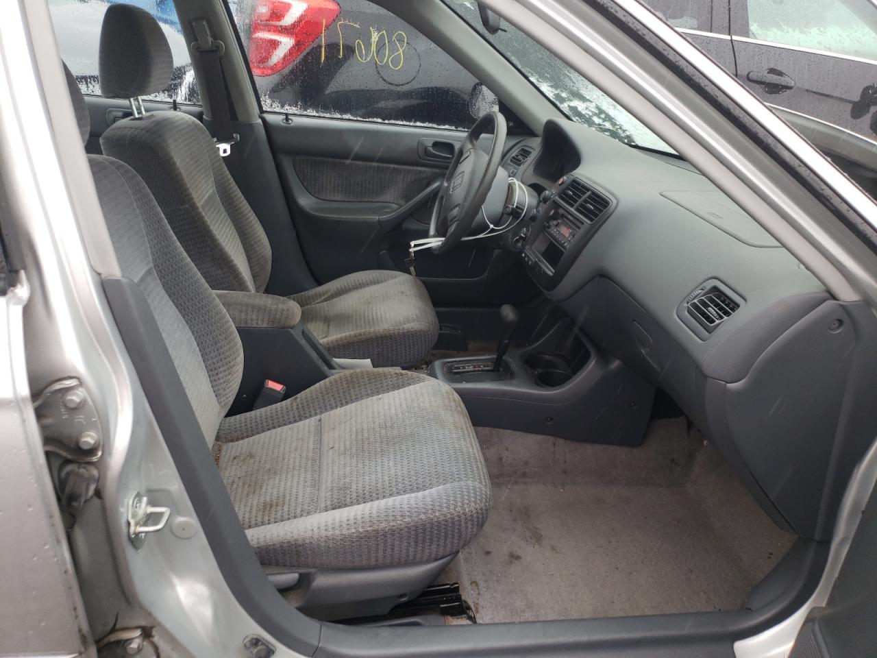Photo 5 from auction – 2000 HONDA CIVIC BASE with VIN 2HGEJ661XYH568271