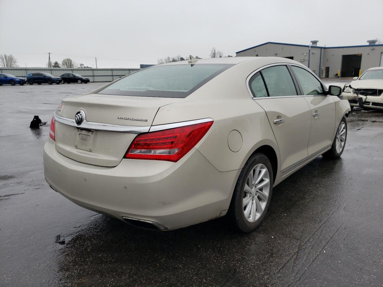 Photo 4 from auction – 2014 BUICK LACROSSE with VIN 1G4GB5G31EF271252