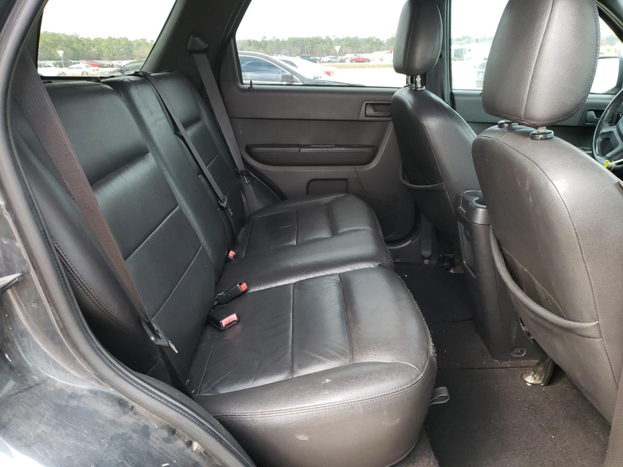 Photo 6 from auction – 2008 FORD ESCAPE XLT with VIN 1FMCU03108KC69102
