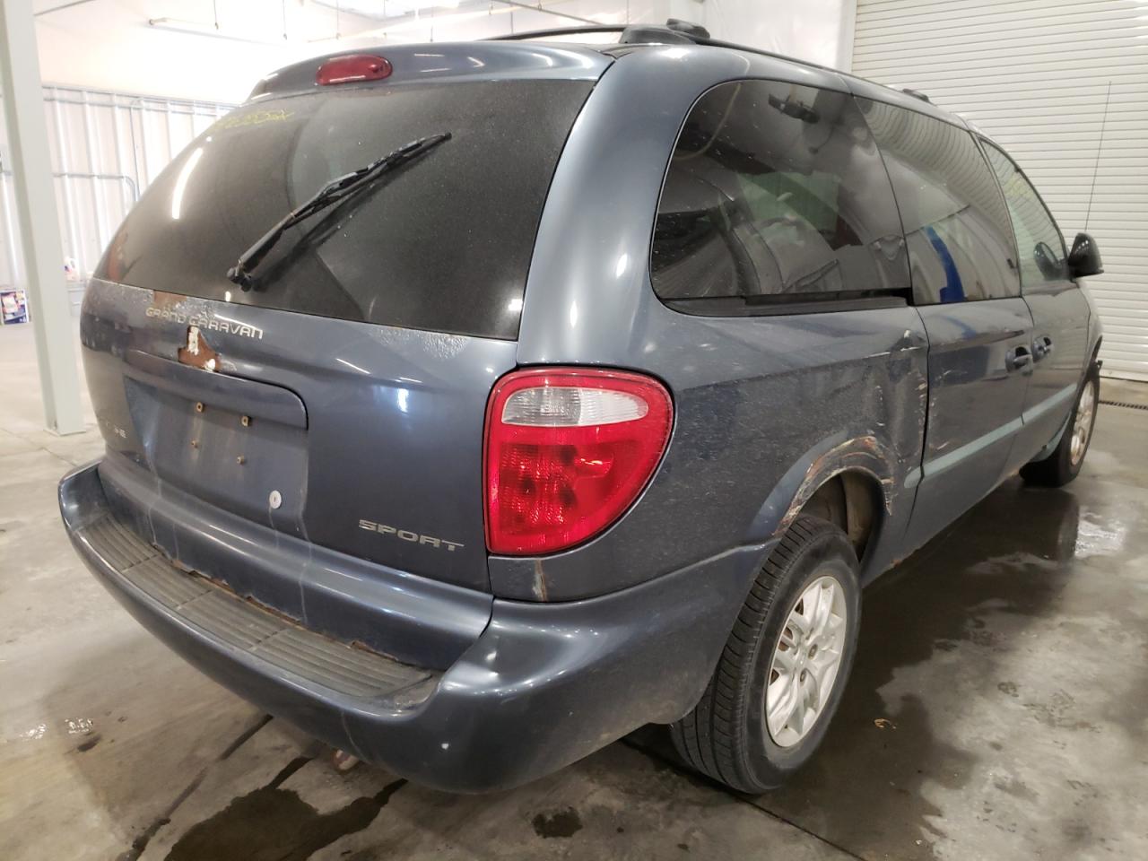 Photo 4 from auction – 2002 DODGE GRAND CARA with VIN 1B4GP44382B534082