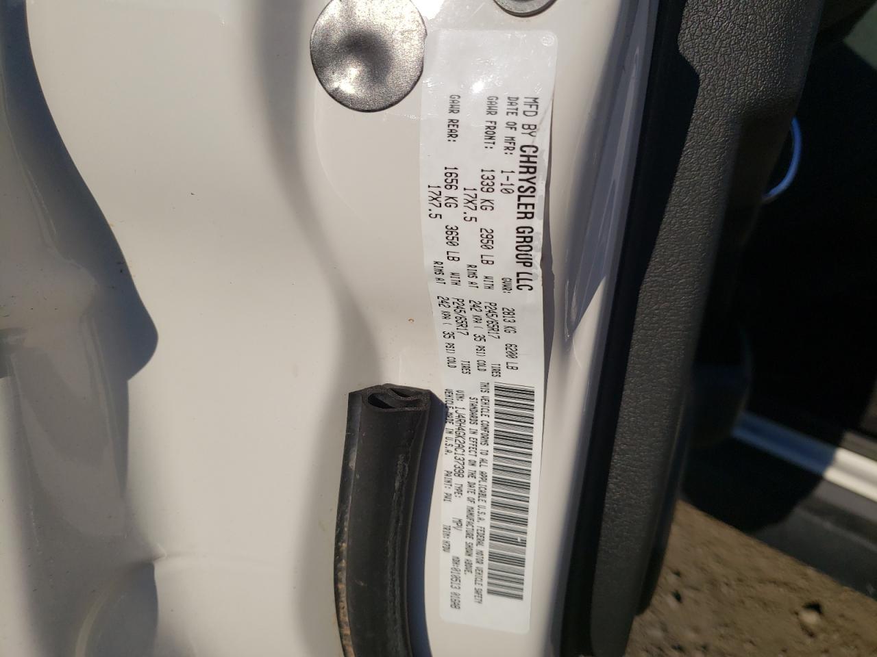 Photo 10 from auction – 2010 JEEP COMMANDER with VIN 1J4RH4GK2AC137398
