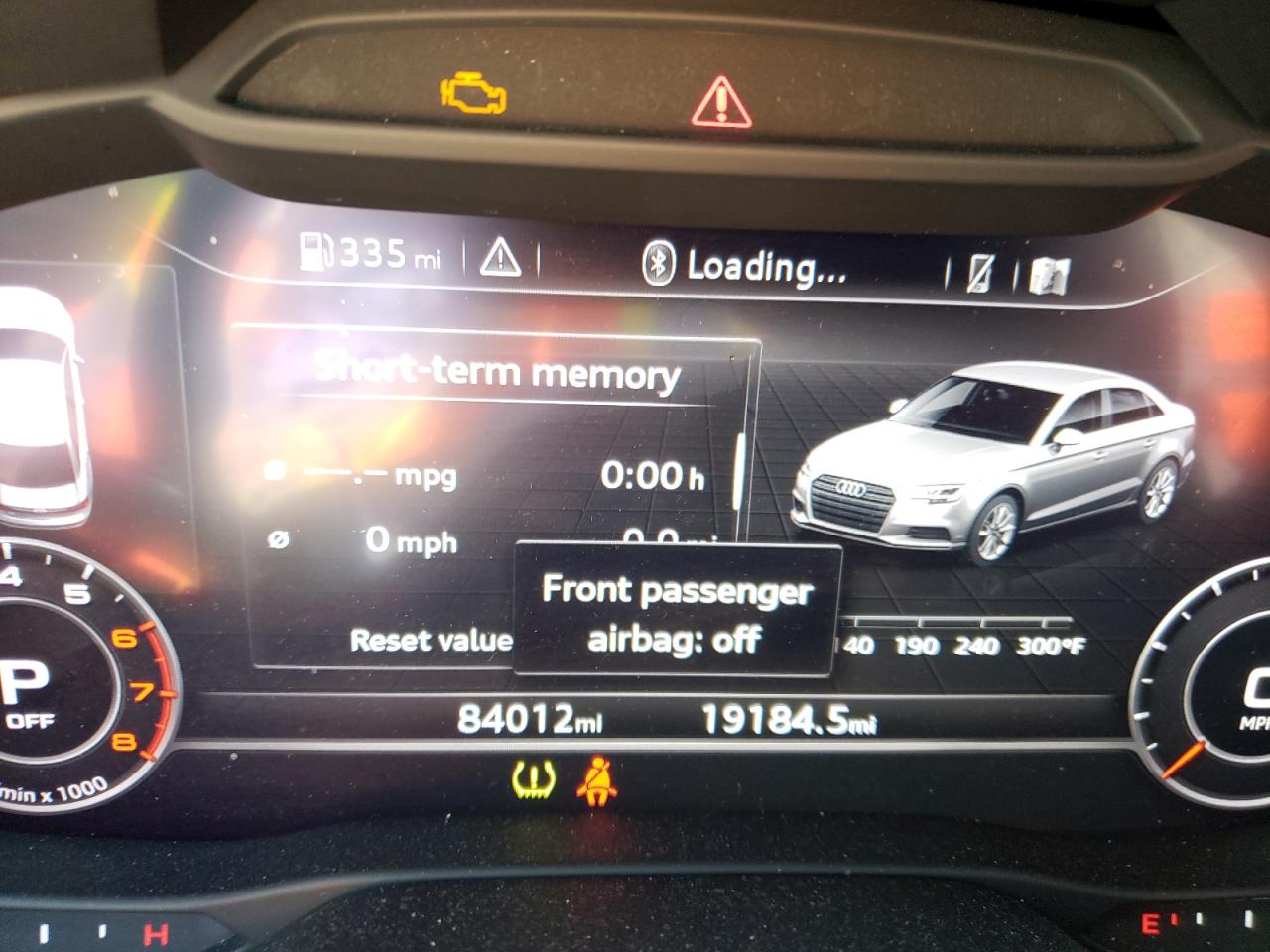 Photo 8 from auction – 2018 AUDI A3 PREMIUM with VIN WAUAUGFF2J1090368