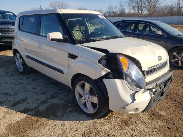 KIA SOUL + 2010 with VIN KNDJT2A28A7132035 - Photo from auction