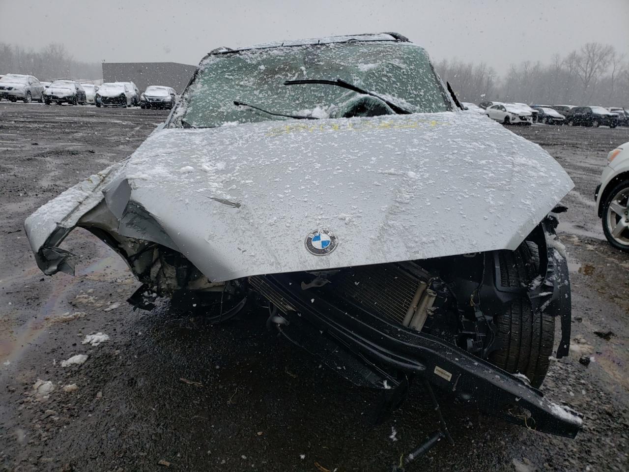 Photo 9 from auction – 2015 BMW X1 XDRIVE2 with VIN WBAVL1C55FVY38060