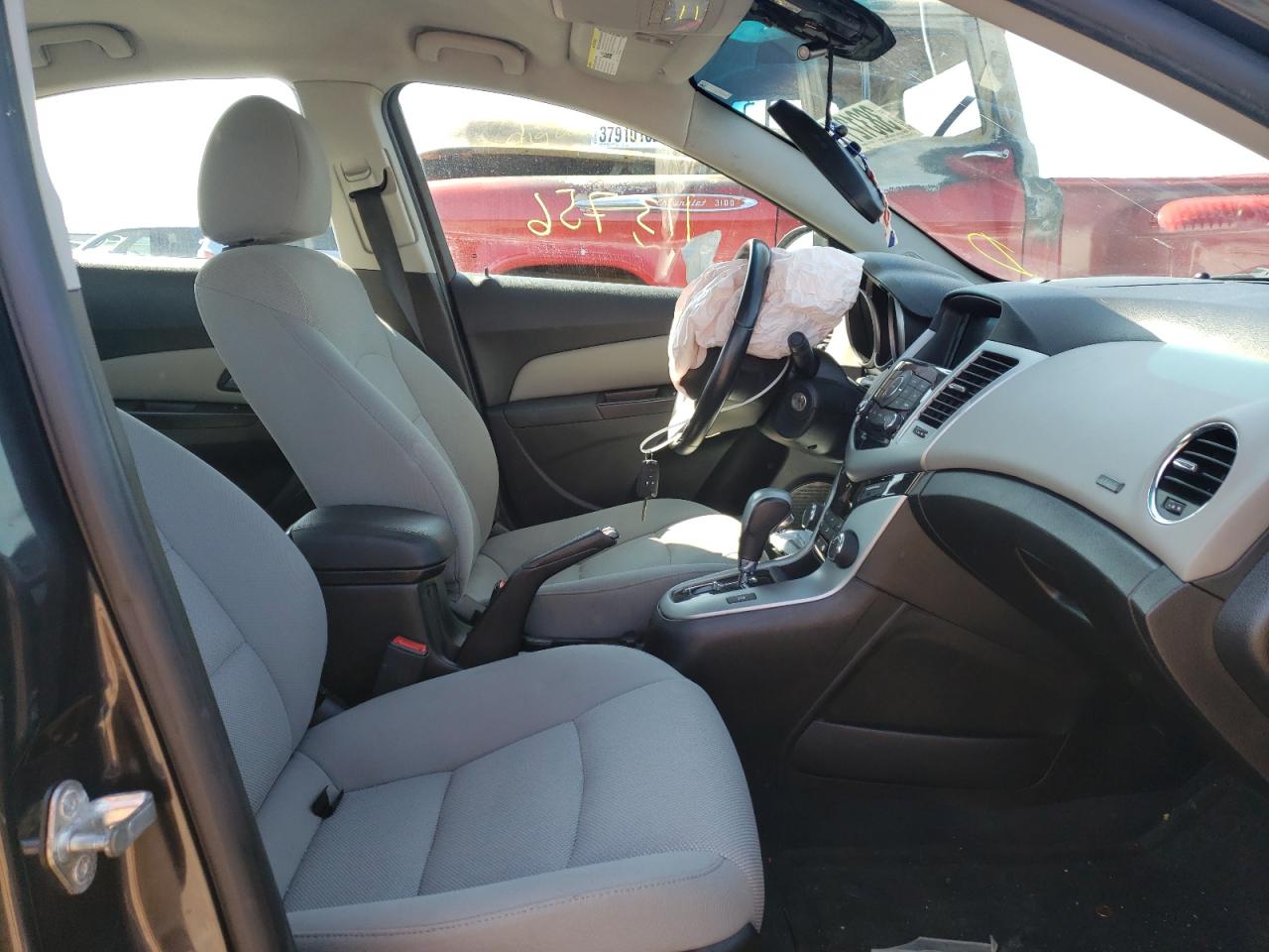Photo 5 from auction – 2014 CHEVROLET CRUZE LT with VIN 1G1PC5SB7E7175287