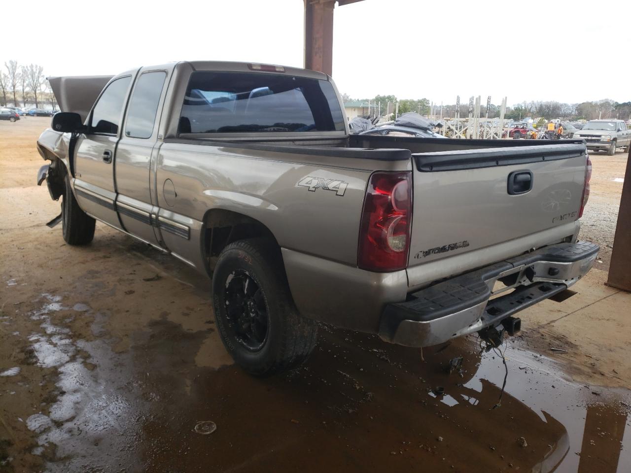 Photo 3 from auction – 2001 CHEVROLET SILVERADO with VIN 1GCEK19T81E282511