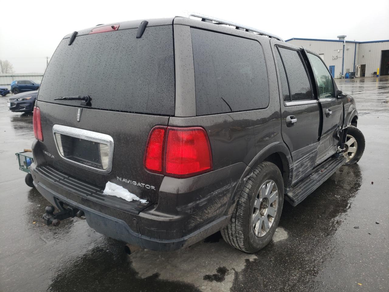 Photo 4 from auction – 2006 LINCOLN NAVIGATOR with VIN 5LMFU28546LJ24198
