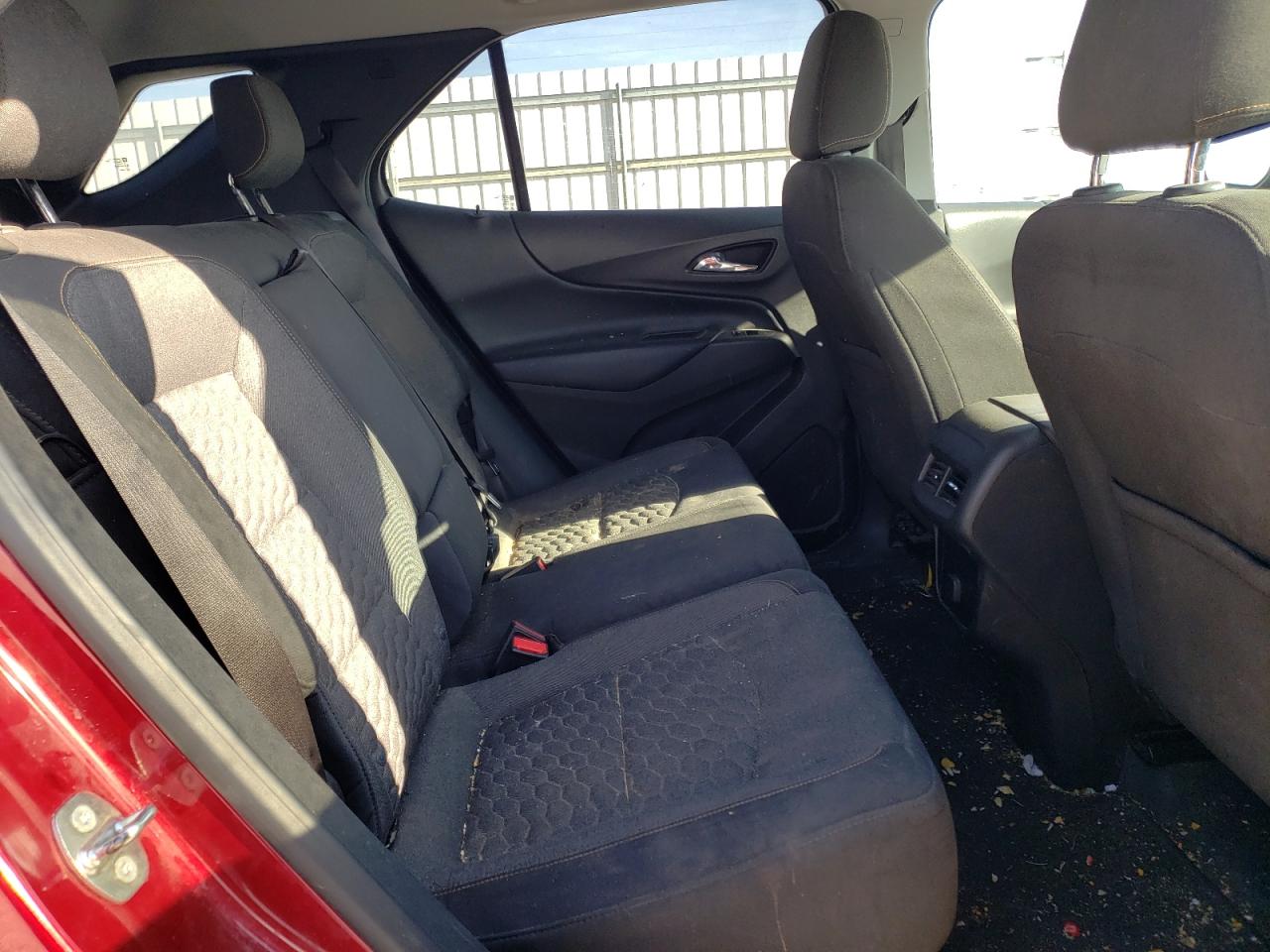 Photo 6 from auction – 2018 CHEVROLET EQUINOX LT with VIN 3GNAXJEV6JS512857