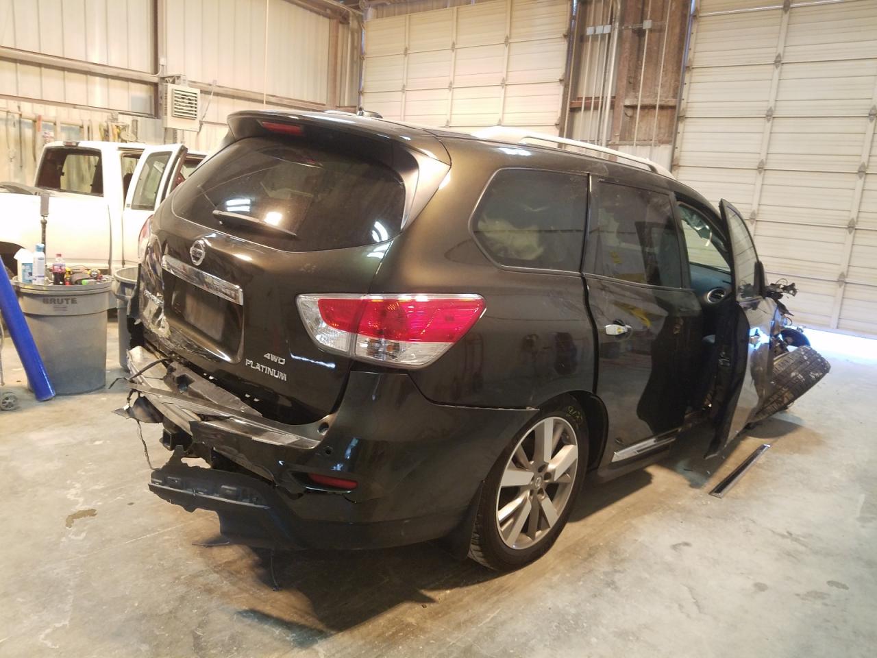Photo 4 from auction – 2016 NISSAN PATHFINDER with VIN 5N1AR2MM8GC613913