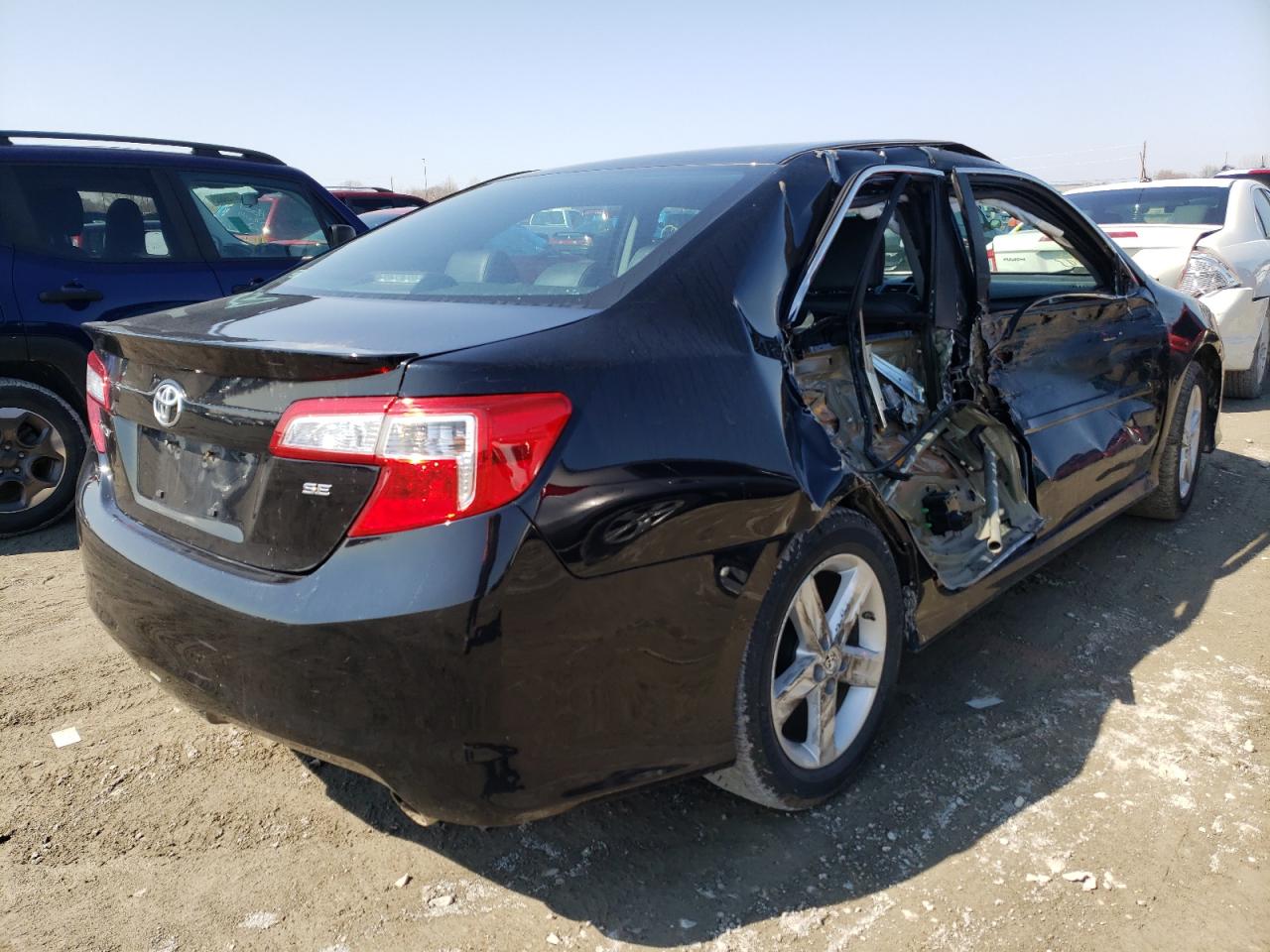 Photo 4 from auction – 2014 TOYOTA CAMRY L AU with VIN 4T1BF1FK4EU320245