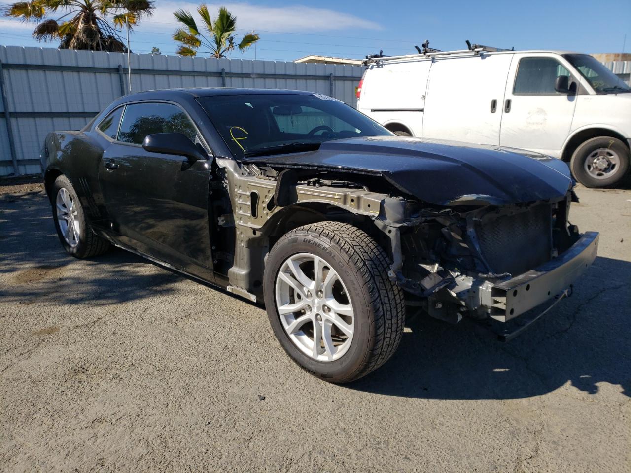 CHEVROLET CAMARO LT 2013 with VIN 2G1FB1E33D9122823 - Photo from auction