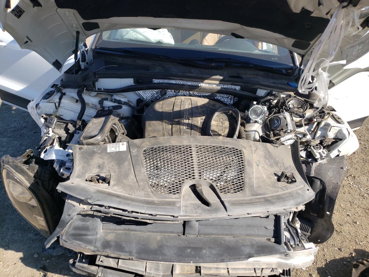 Photo 7 from auction – 2018 PORSCHE MACAN with VIN WP1AA2A55JLB08832