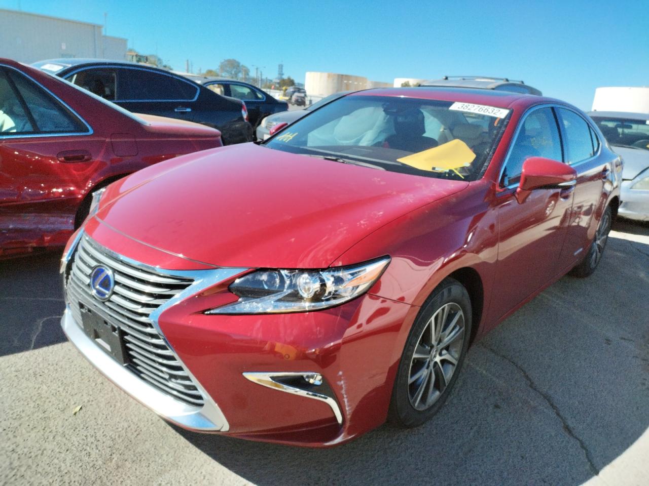 Photo 2 from auction – 2018 LEXUS ES 300H with VIN JTHBW1GG4J2191670