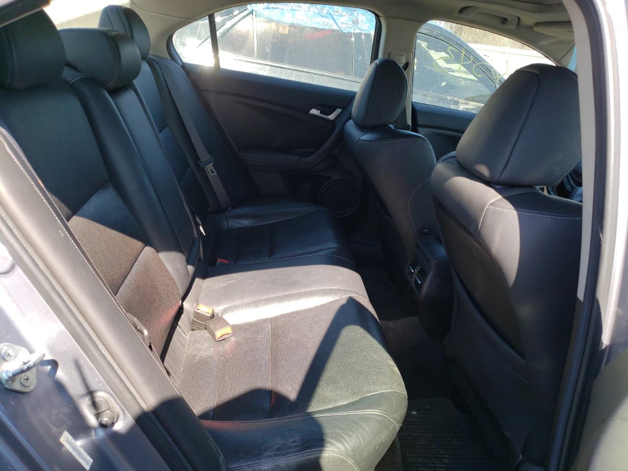 Photo 6 from auction – 2011 ACURA TSX with VIN JH4CU2F67BC018374