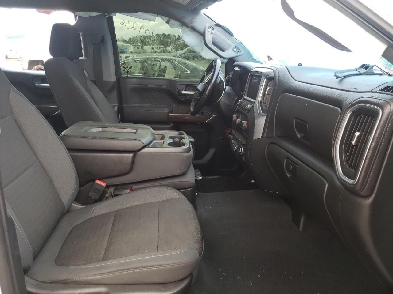 Photo 5 from auction – 2019 CHEVROLET SILVERADO with VIN 1GCPYFED6KZ190844